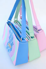 Load image into Gallery viewer, Quadrate
