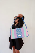 Load image into Gallery viewer, Quadrate
