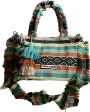 Load image into Gallery viewer, Peluda
