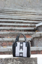 Load image into Gallery viewer, Mini bag black
